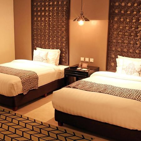 Hotel The Oriental Leyte Tacloban Esterno foto