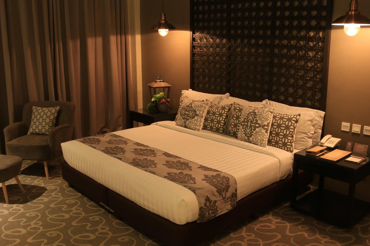 Hotel The Oriental Leyte Tacloban Esterno foto