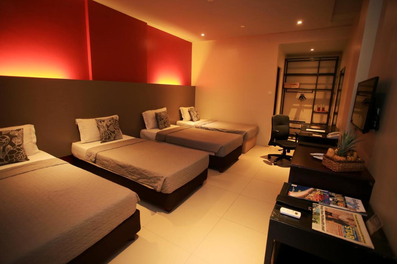 Hotel The Oriental Leyte Tacloban Esterno foto